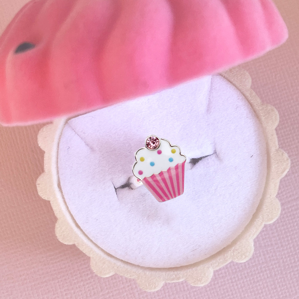 Lauren Hinkley | Cupcake Ring