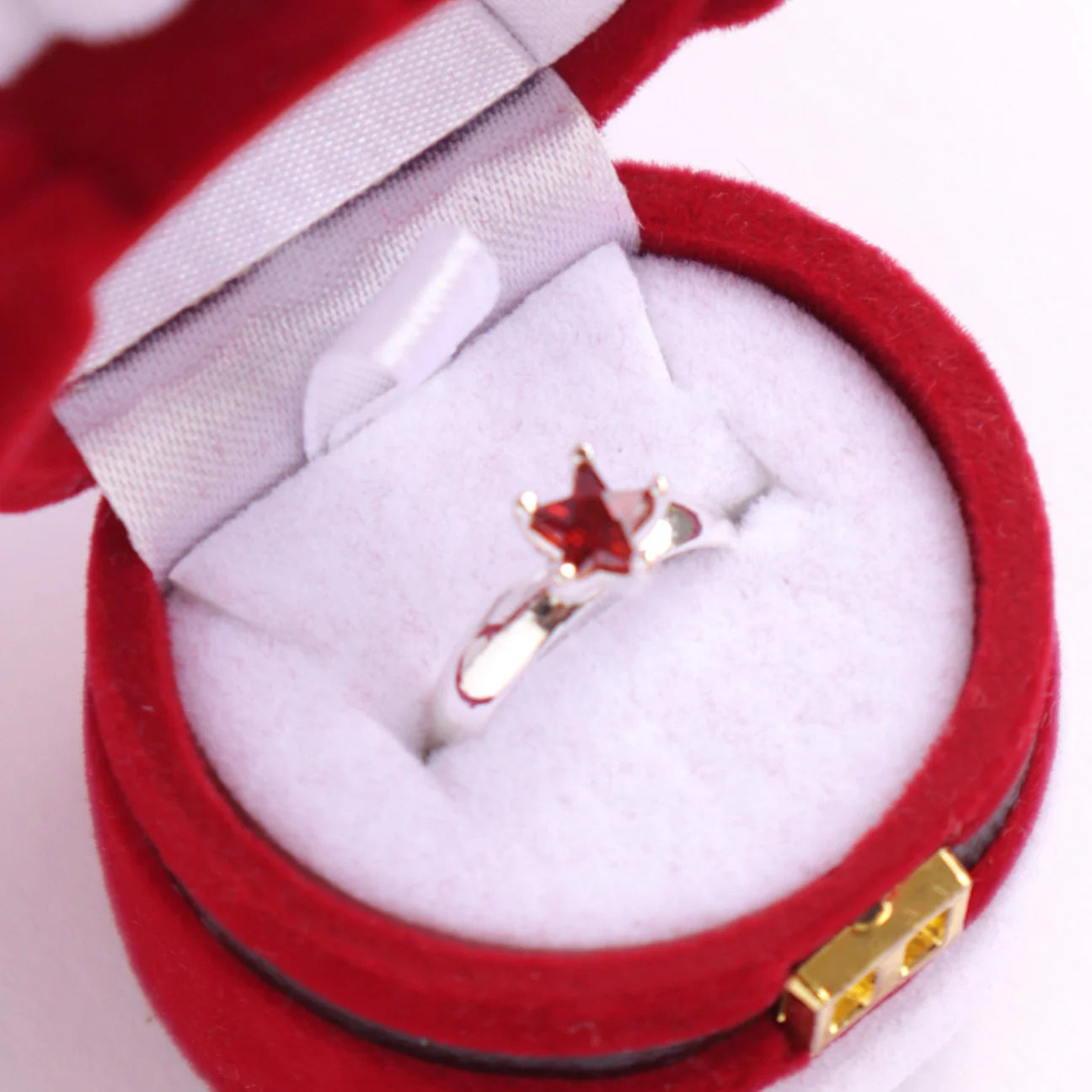 Lauren Hinkley | Red Starry Ring