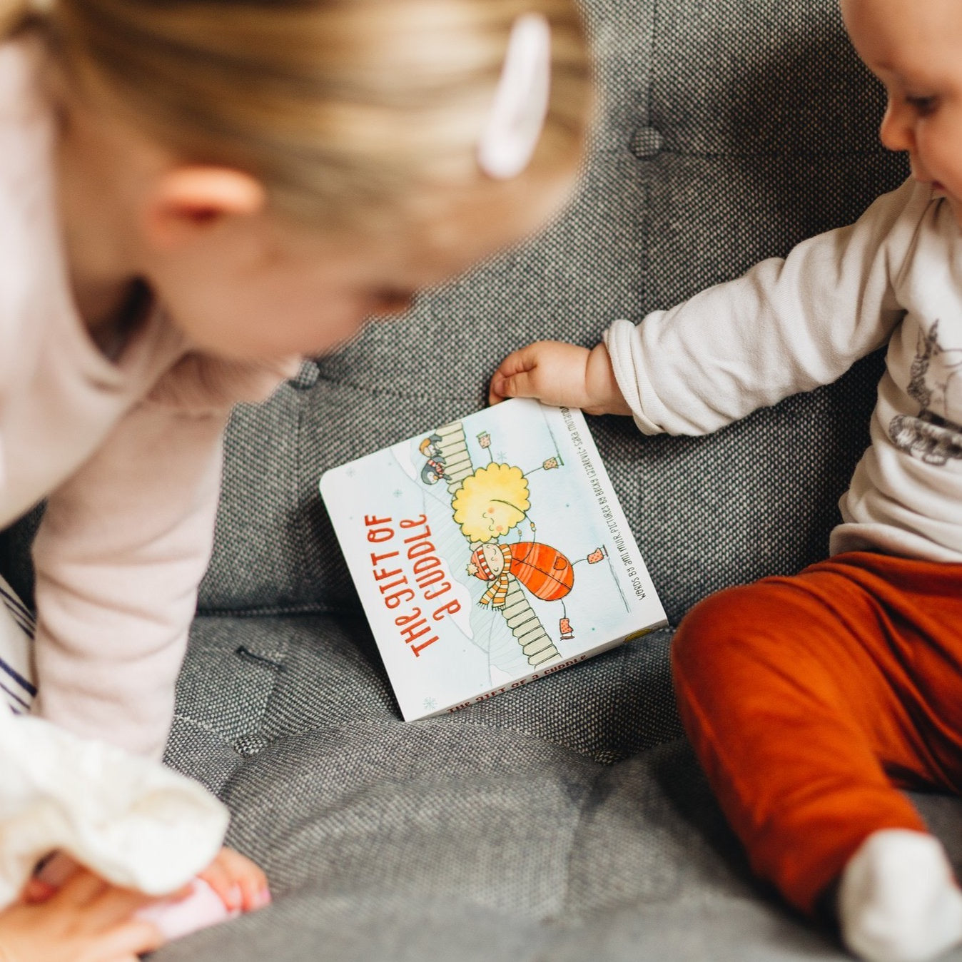 The Kiss Co | The Gift of a Cuddle - Board Book