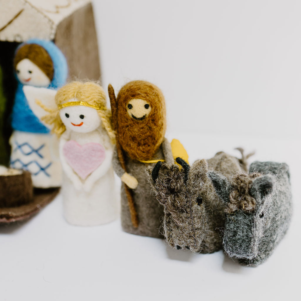 Pashom | Nativity Set - Coloured