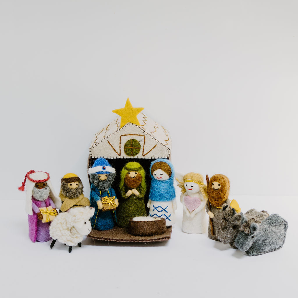 Pashom | Nativity Set - Coloured