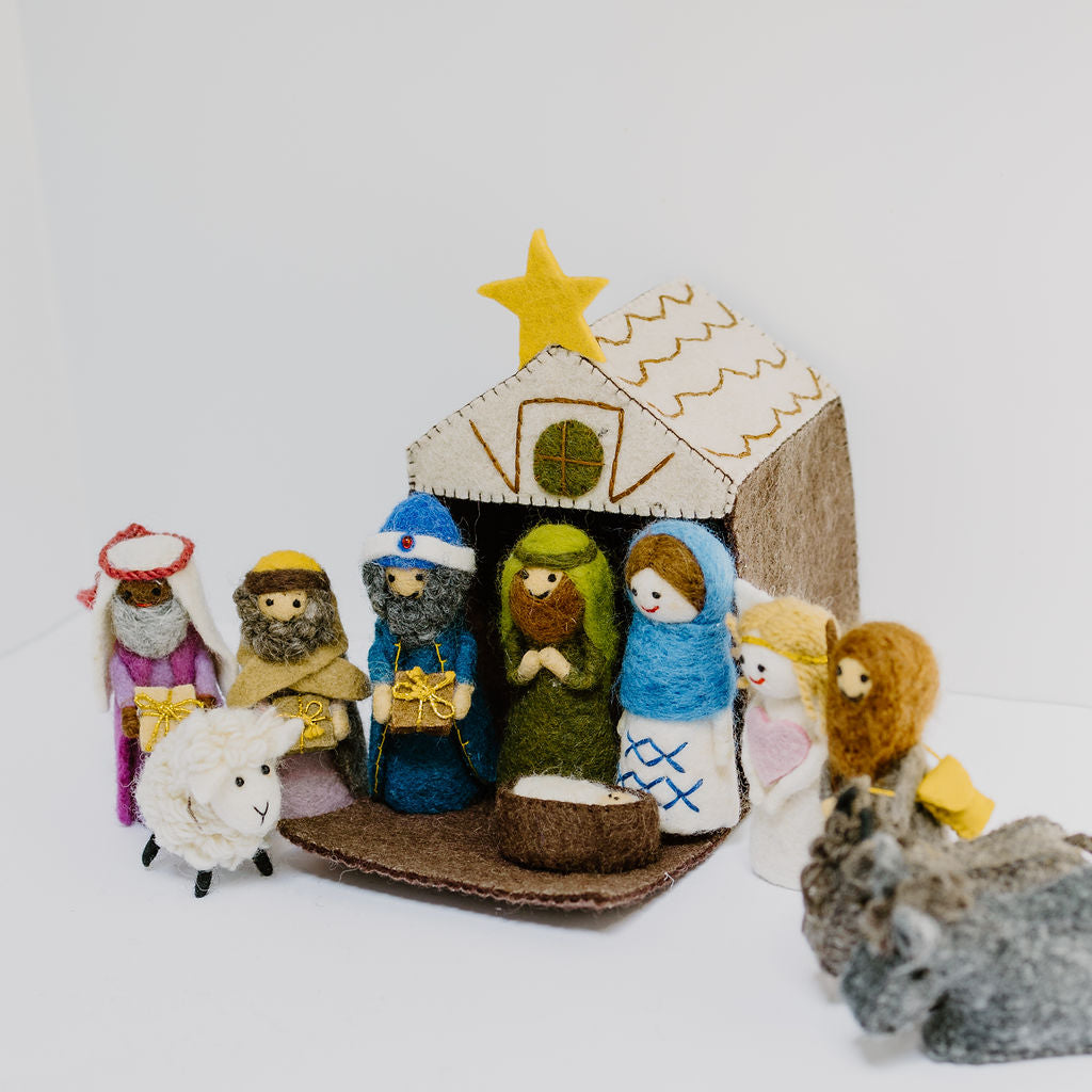 Pashom | Nativity Set - Coloured