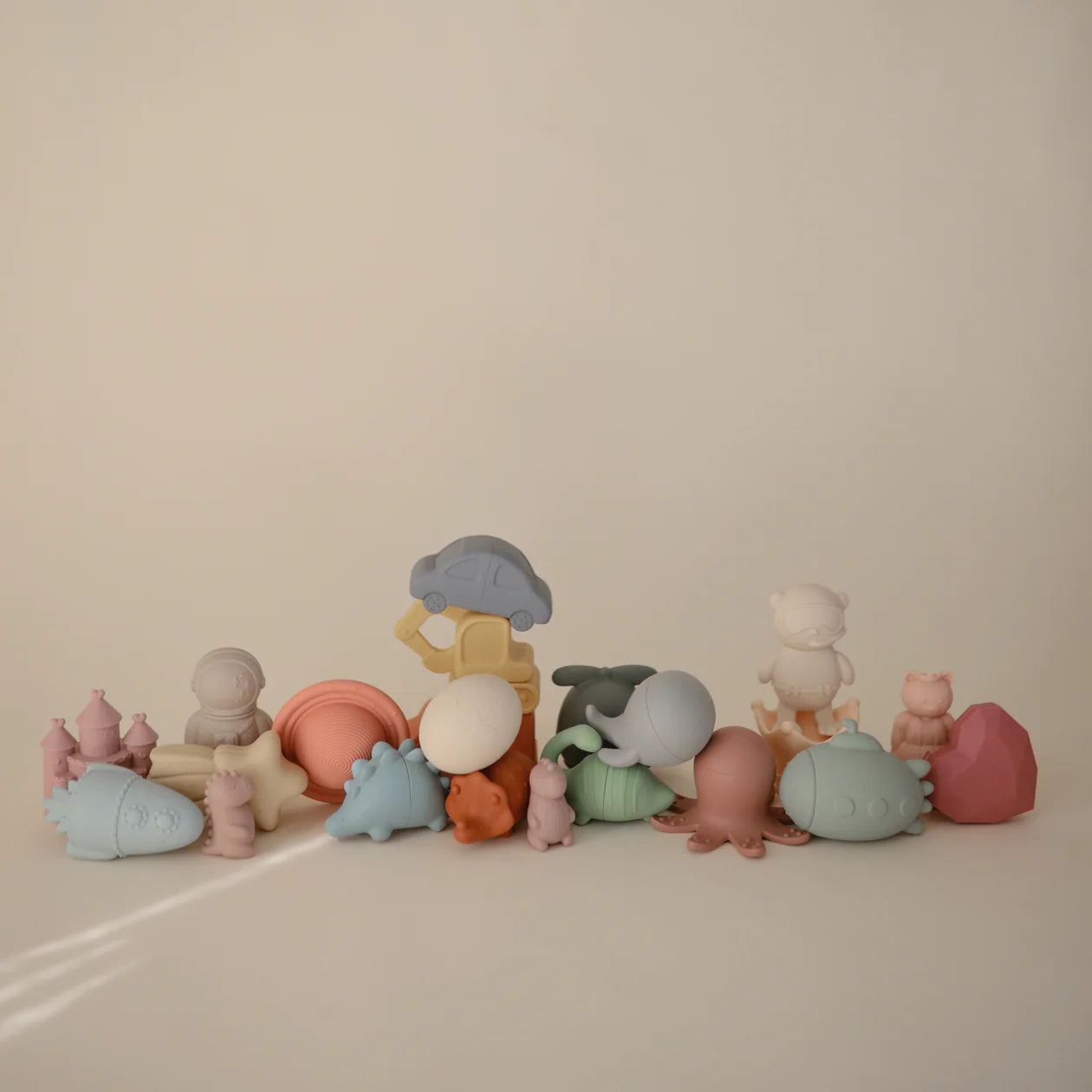 Mushie | Silicone Bath Toys - Space 4pk