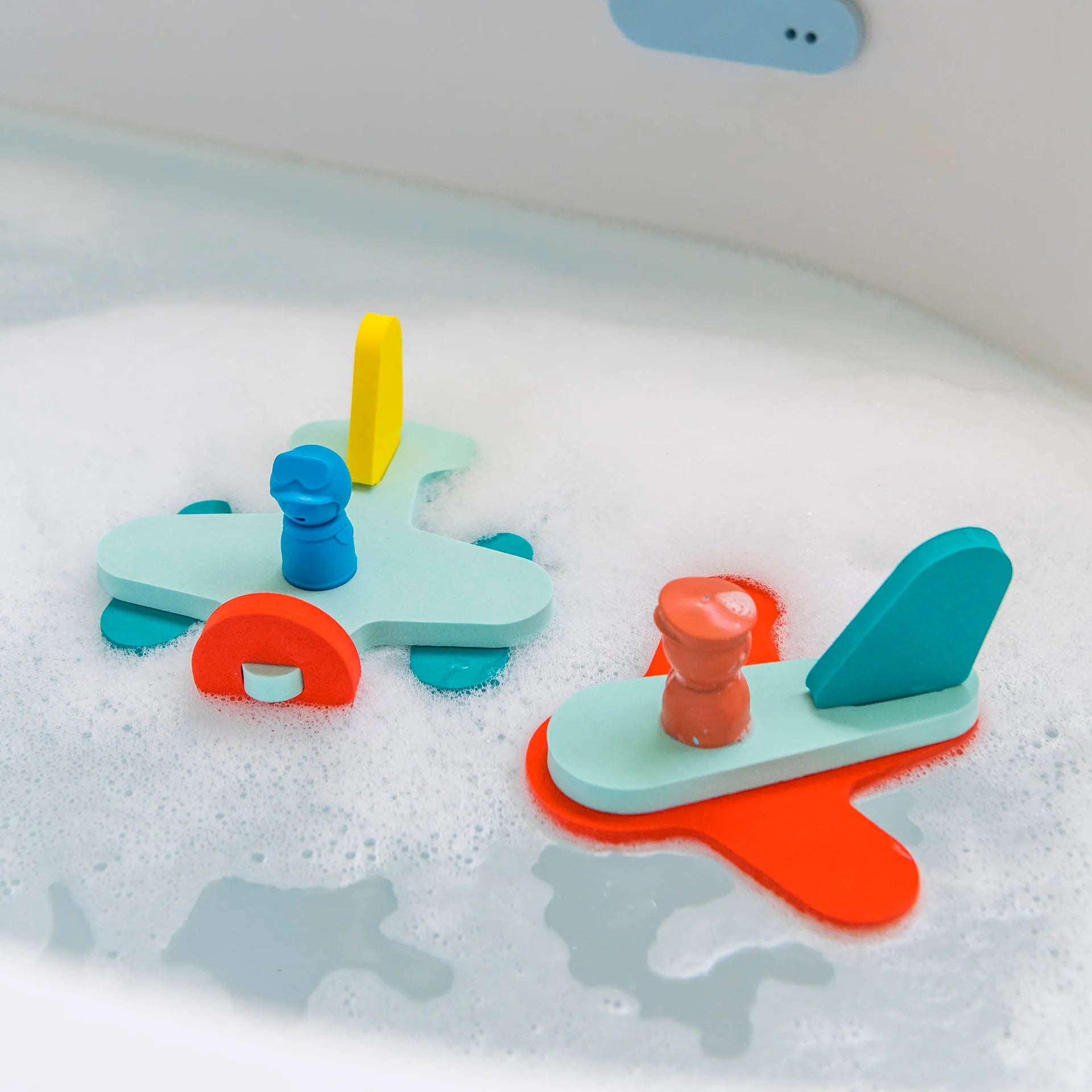Quut | Up in the Air - Bath Puzzle