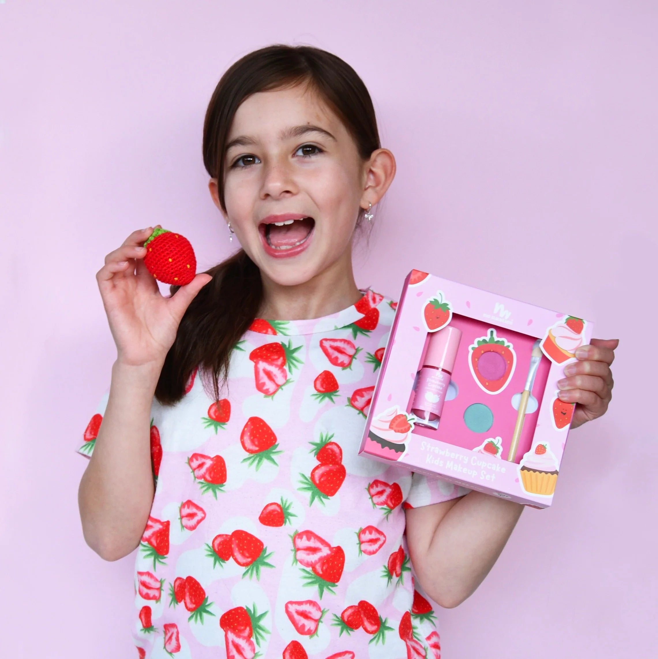 No Nasties | Make Up Gift Set - Strawberry Cupcake