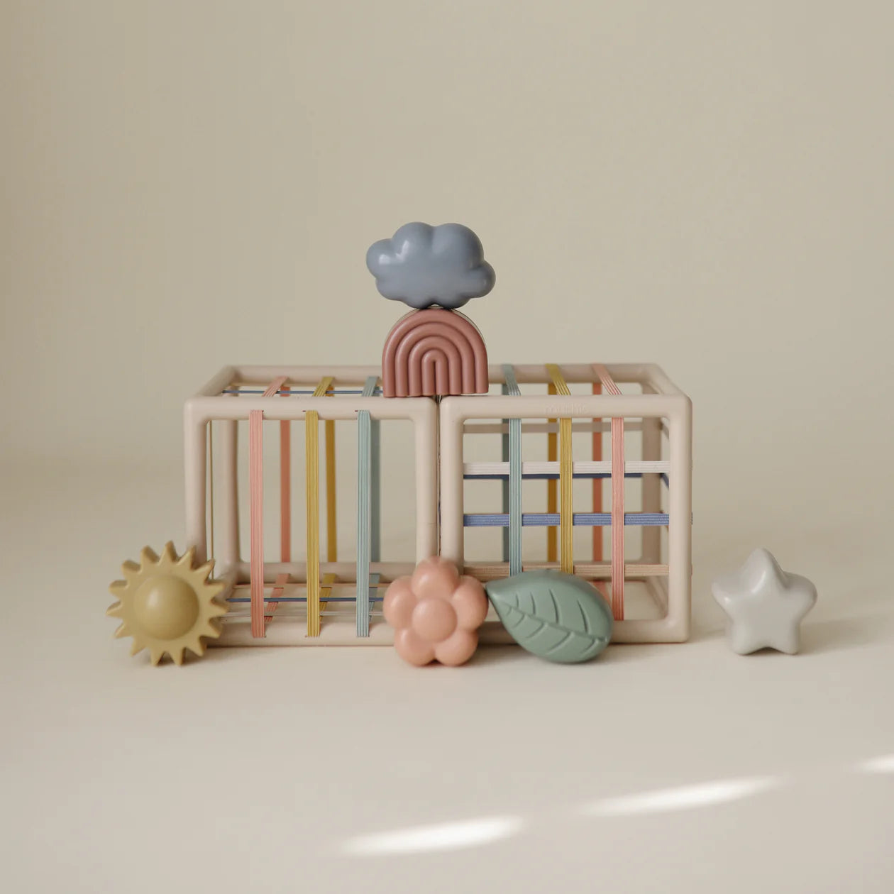 Mushie | Elastic Shape Sorter