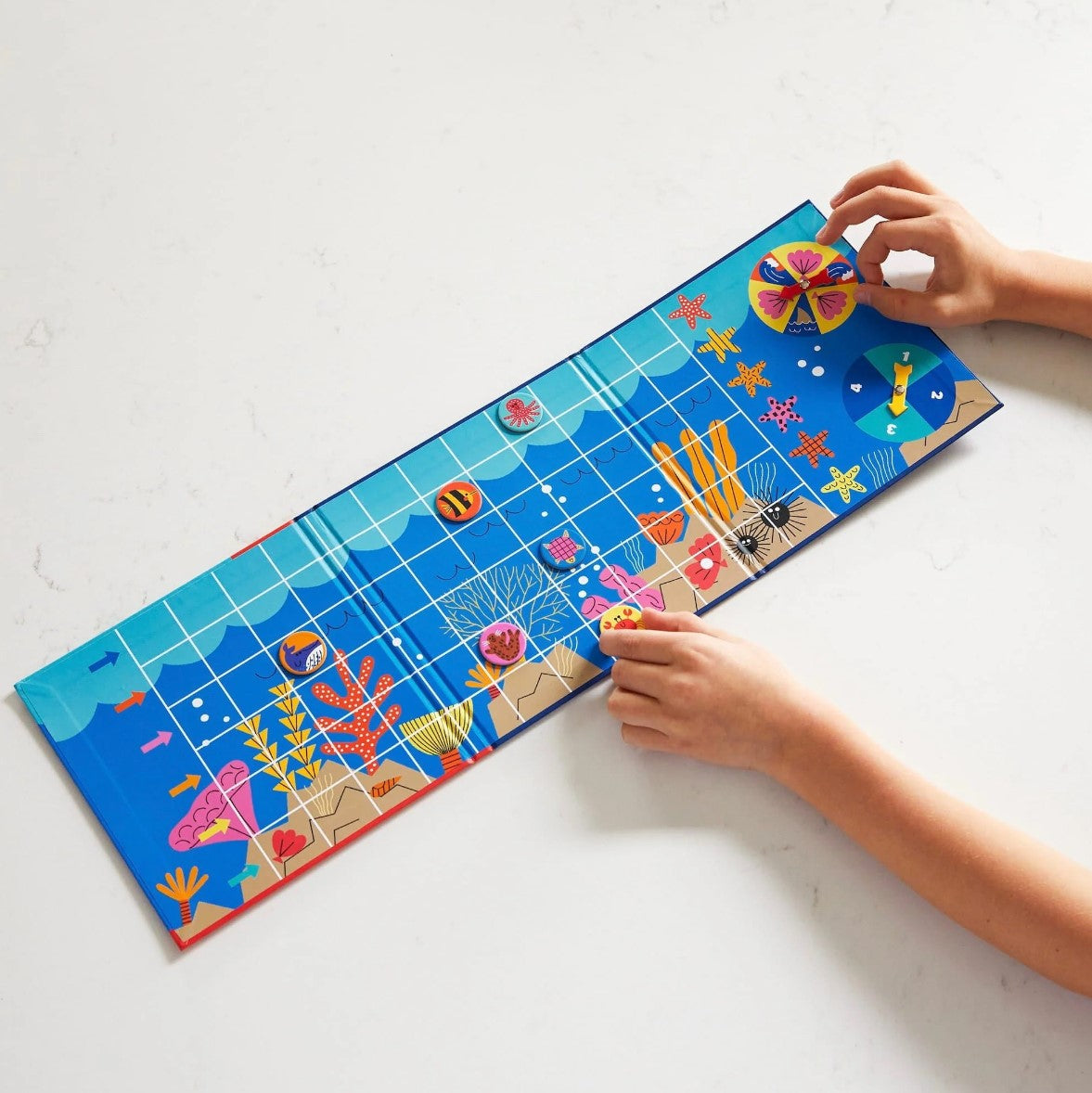 Mud Puppy | Let's Take a Swim Magnetic Board Game