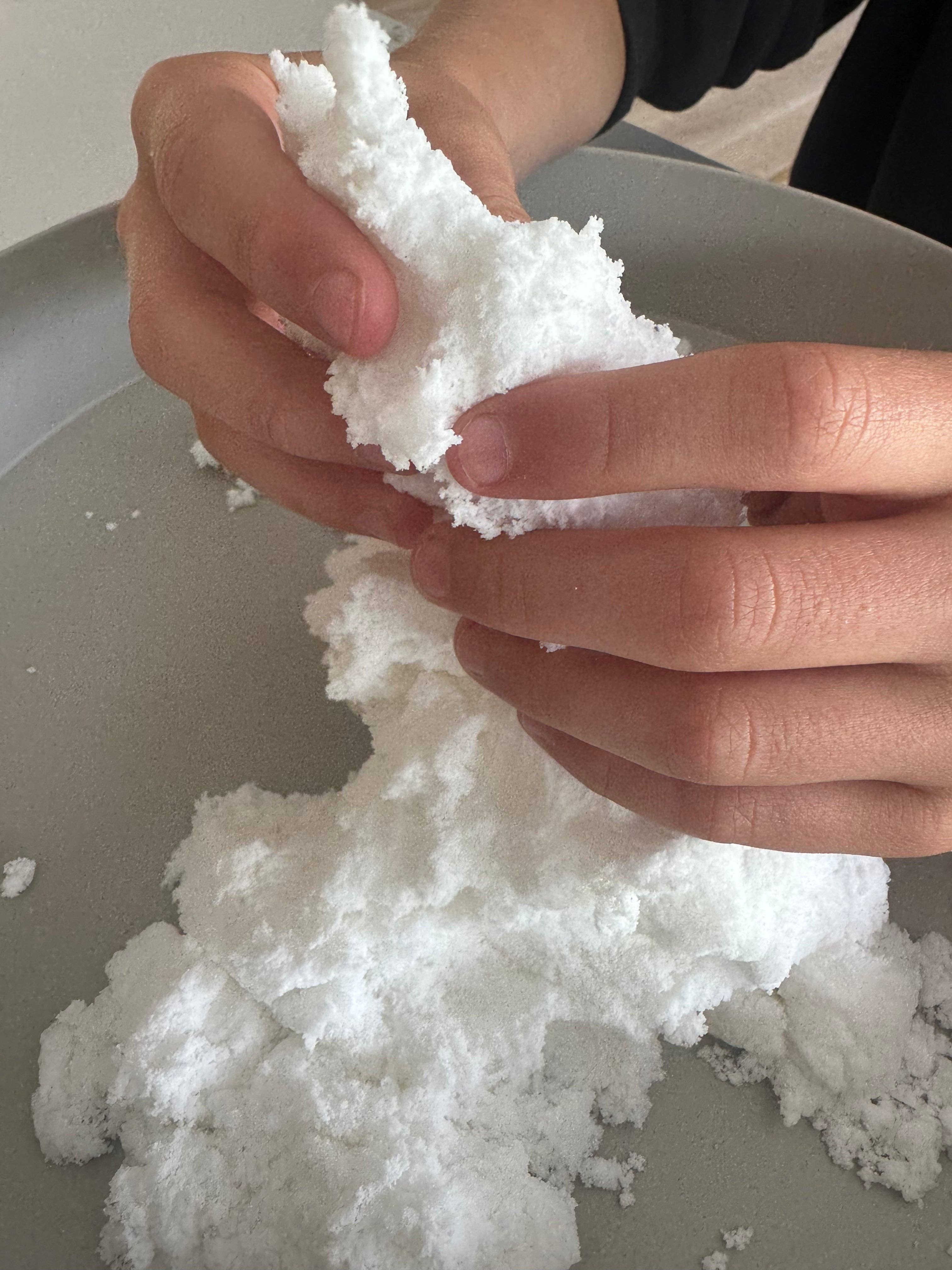 Jellystone | Sensory Snow