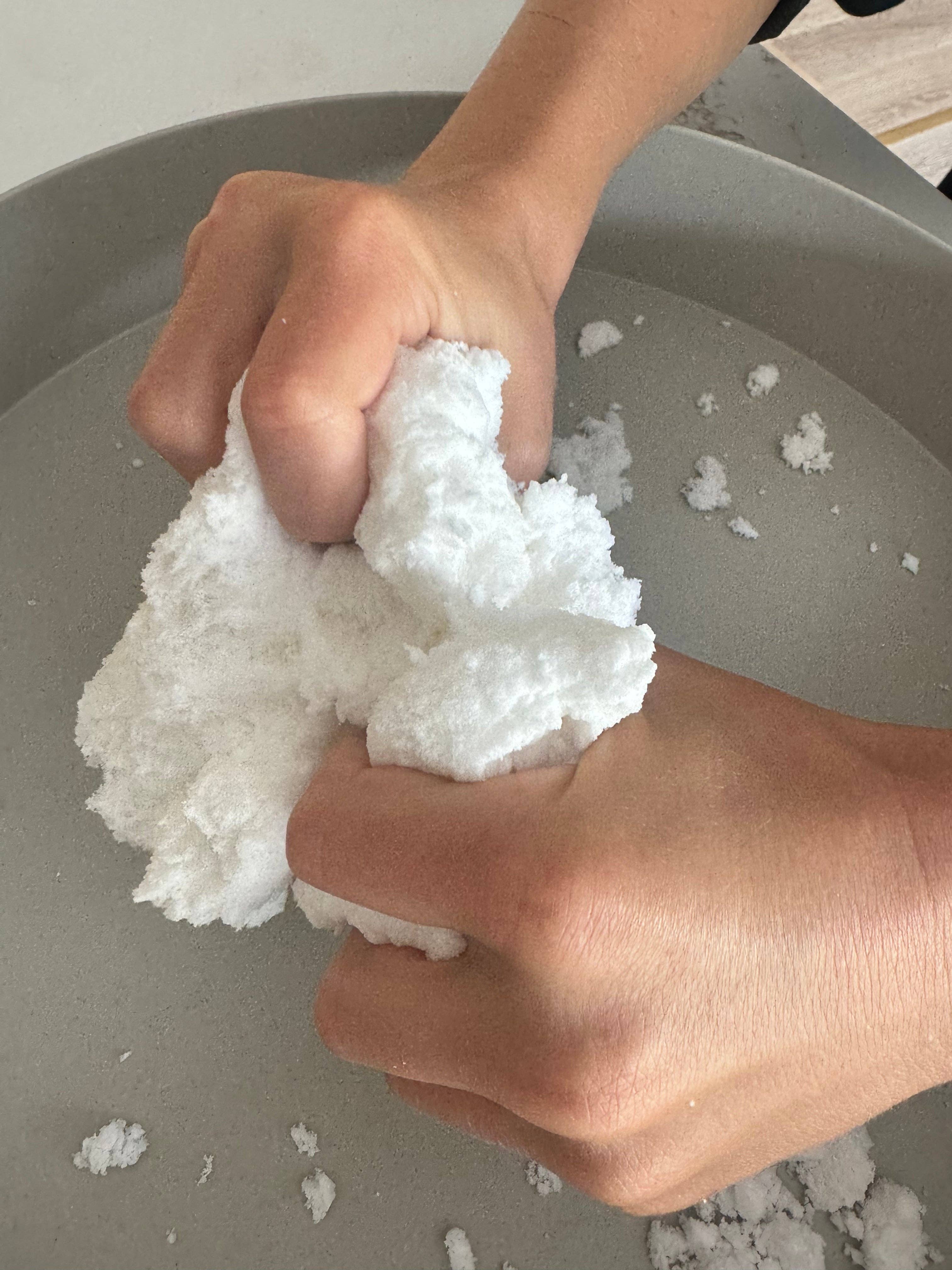 Jellystone | Sensory Snow