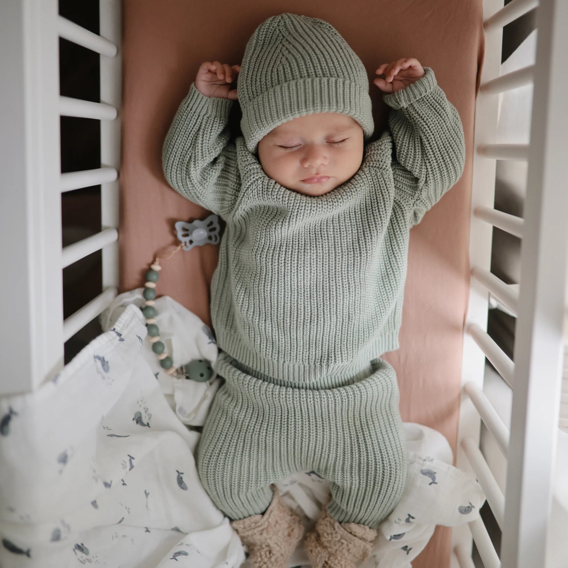 Organic cotton top muslin swaddle