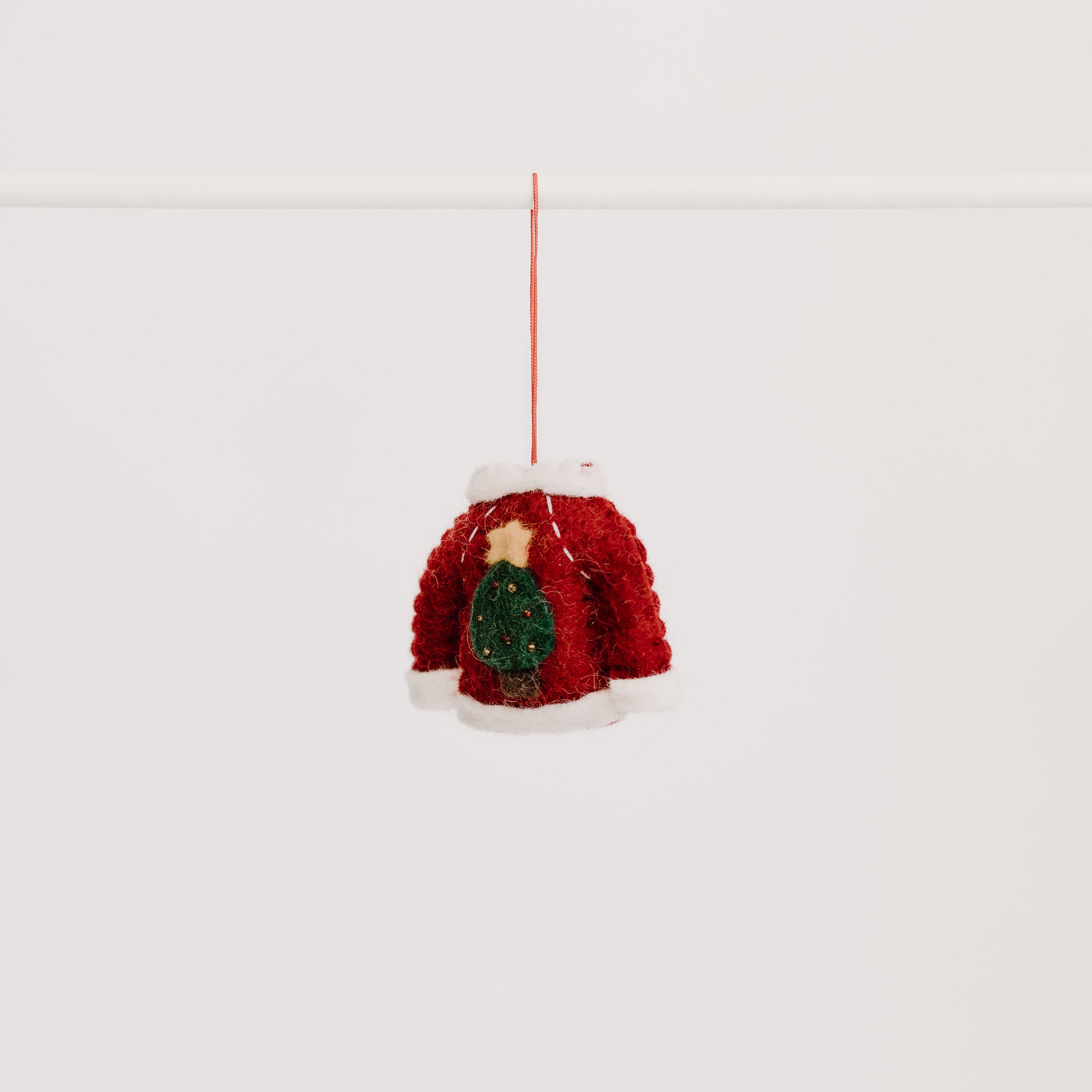 Pashom | Hanging Decoration - Sweater w/ Tree