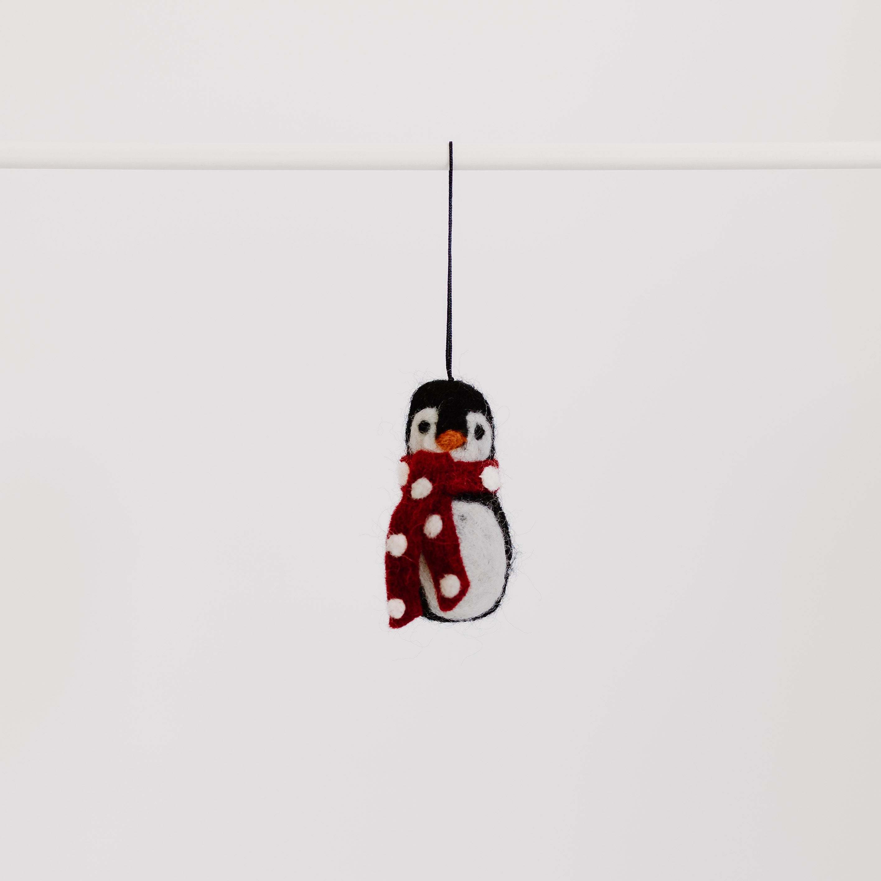 Pashom | Hanging Decoration - Penguin