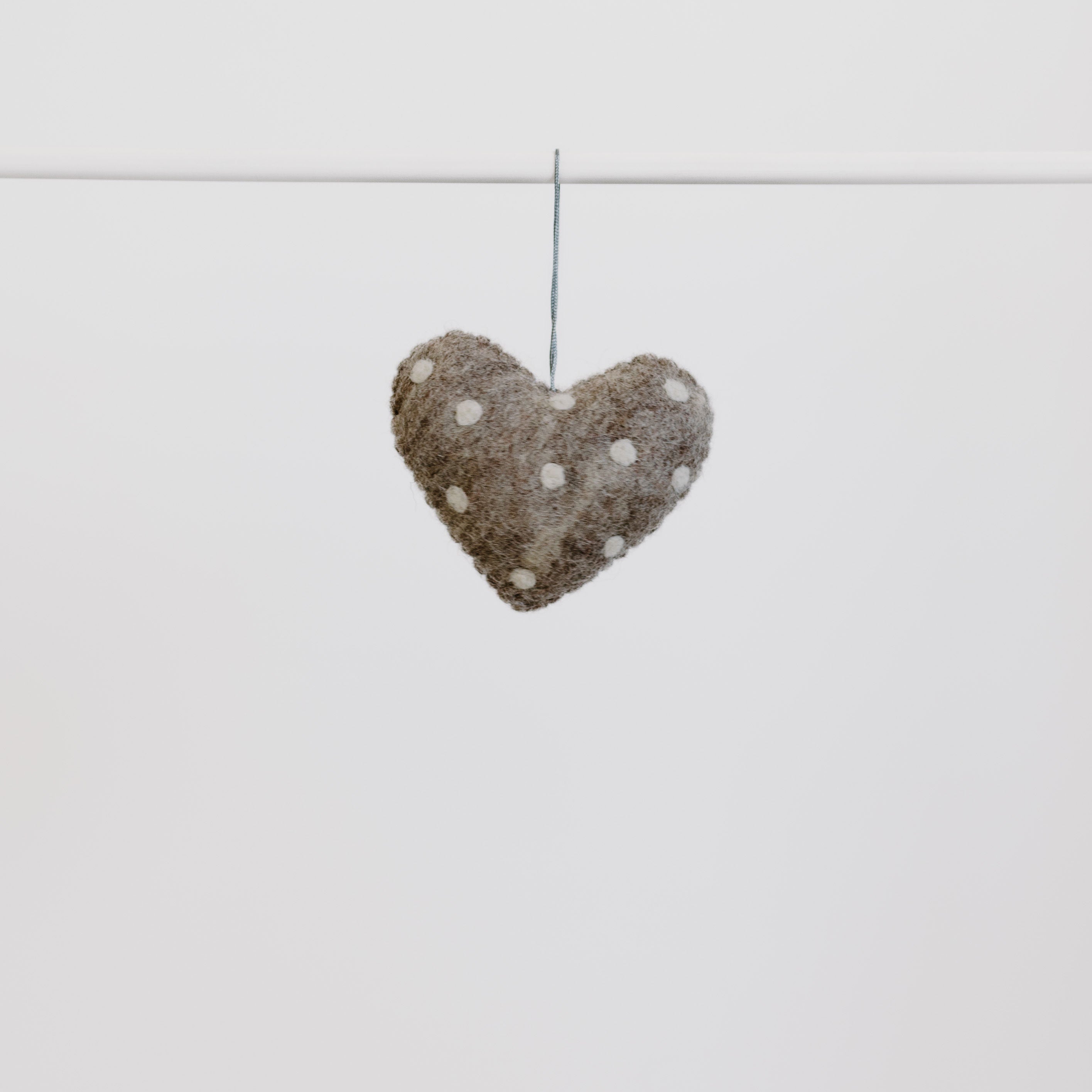 Pashom | Hanging Decoration - Heart with Spots