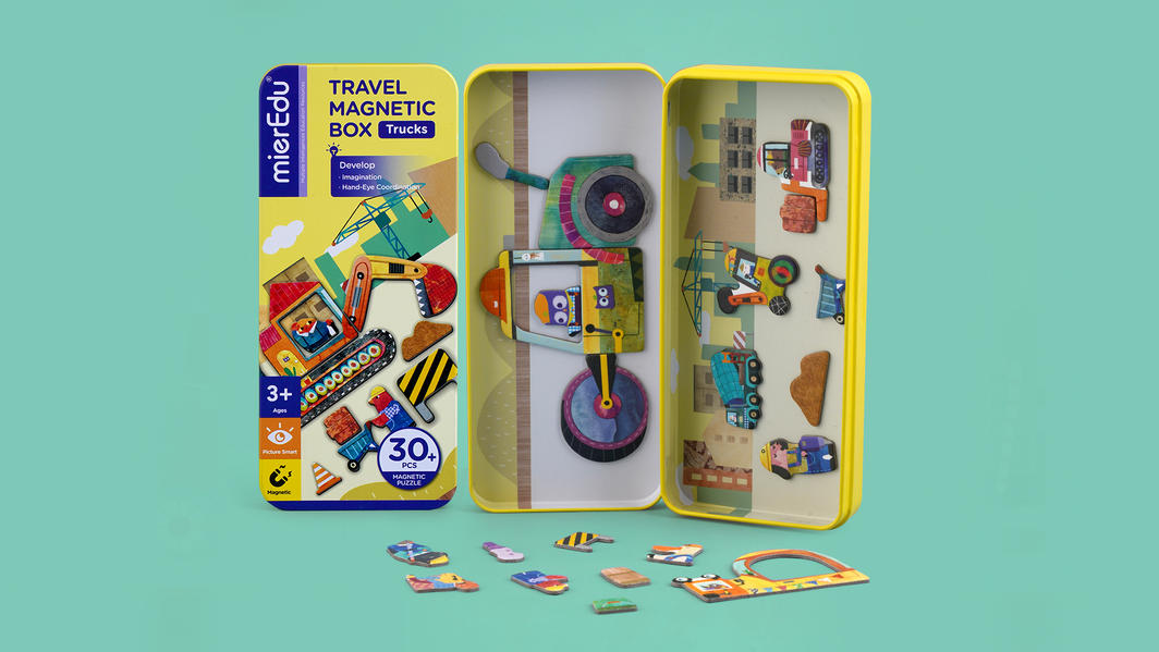 mierEdu | Magnetic Travel Box - Trucks