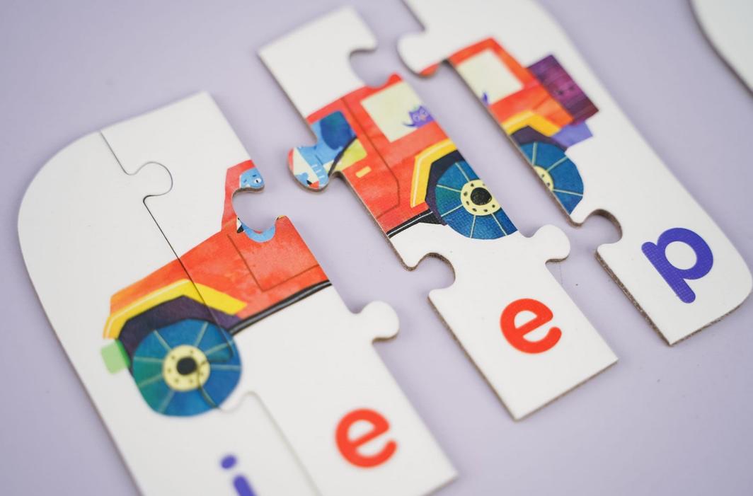 mierEdu | Brain Puzzle - Spelling 4 Letter Words