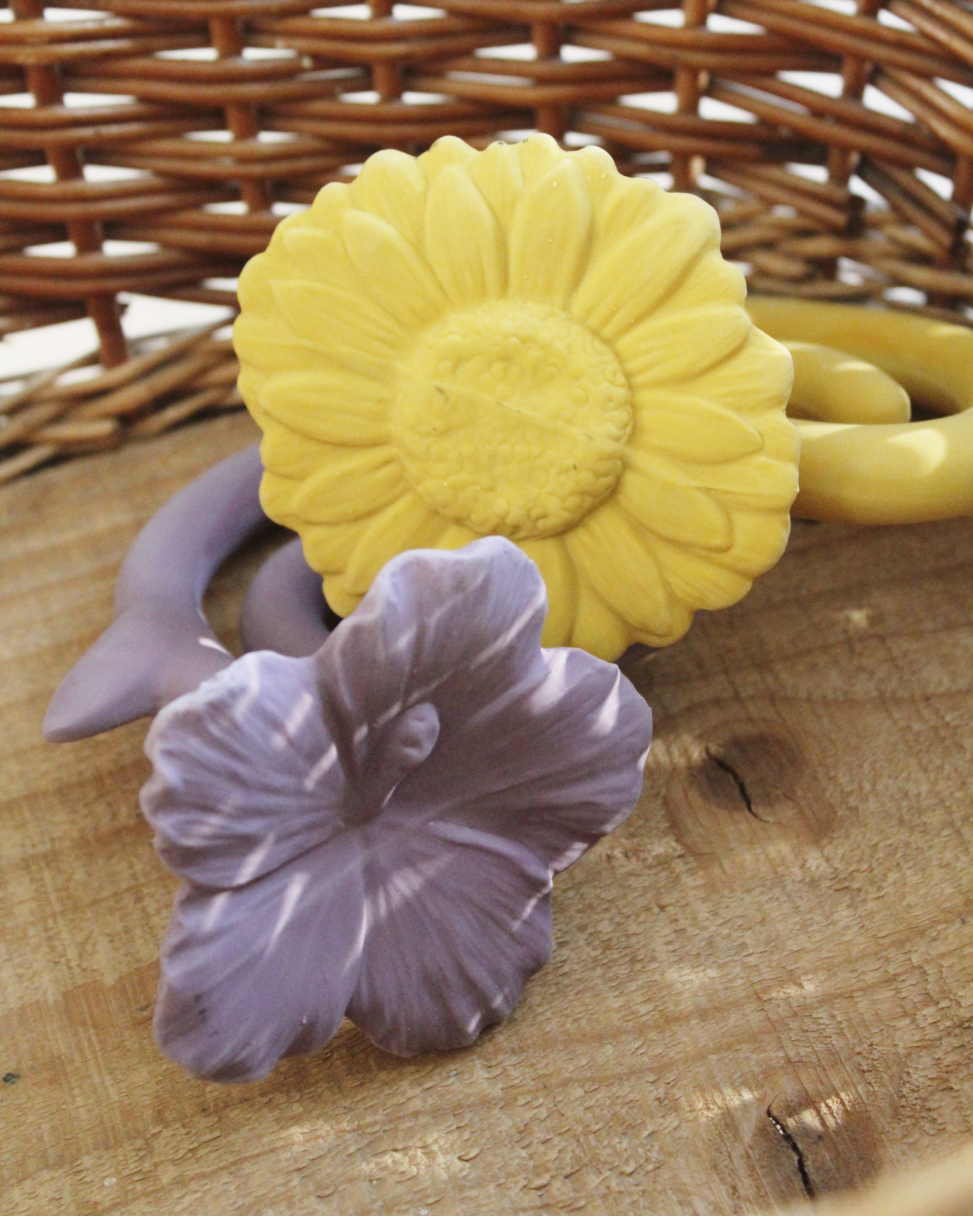 Natruba | Rubber Teether - Sunflower