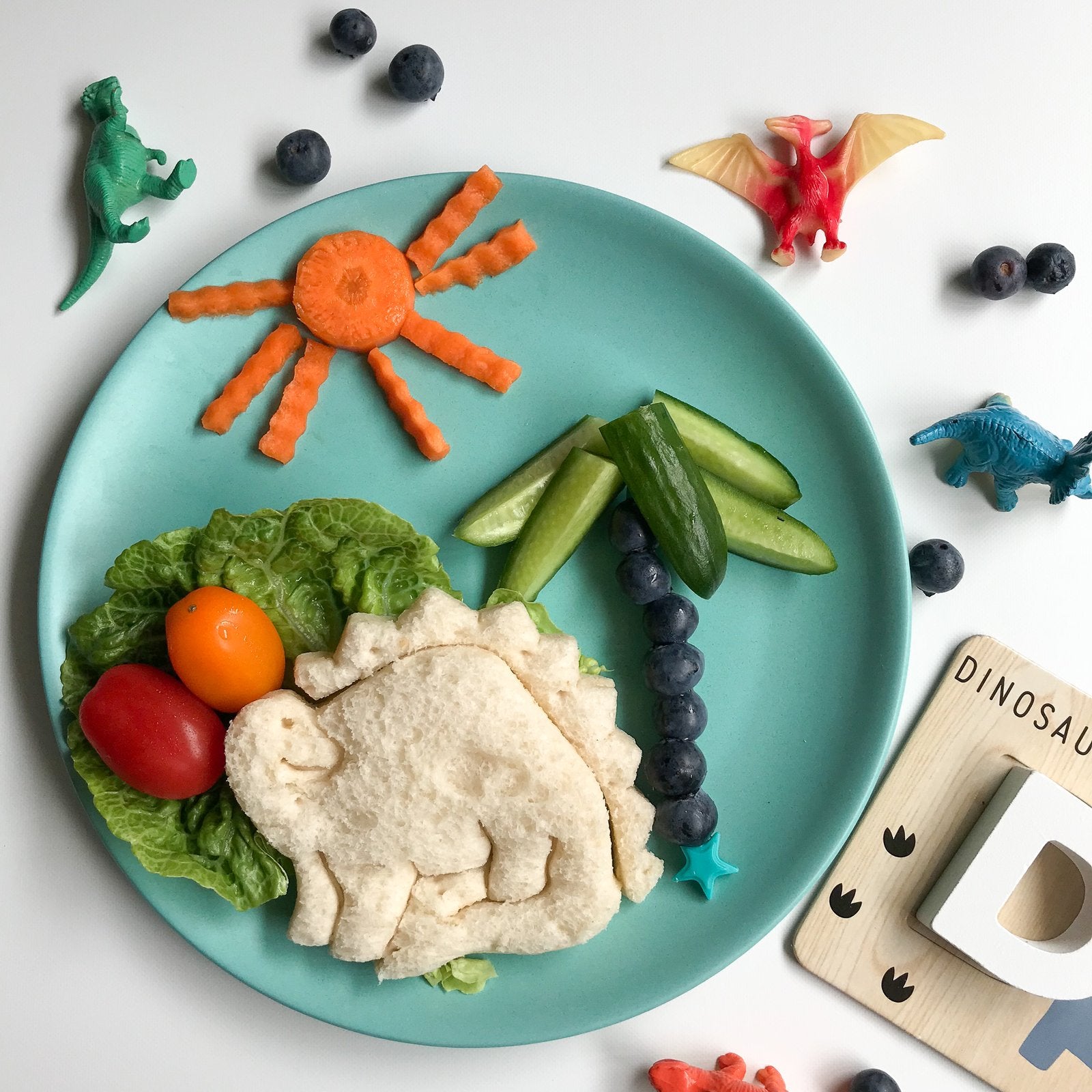 Lunch Punch | Sandwich Cutters Pairs - Dinosaurs 2pk